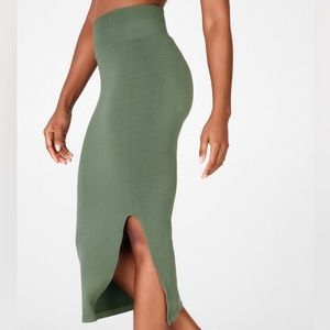 NWT fabletics High-Waisted Ribbed Seamless Skirt